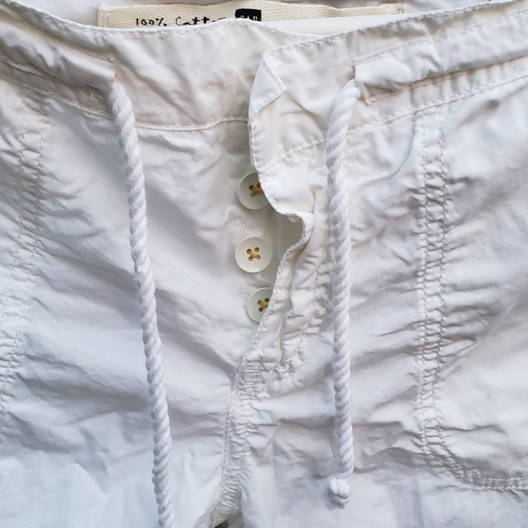 *GAP* Cropped Cargo pants White Size 4 - Picture 3 of 7